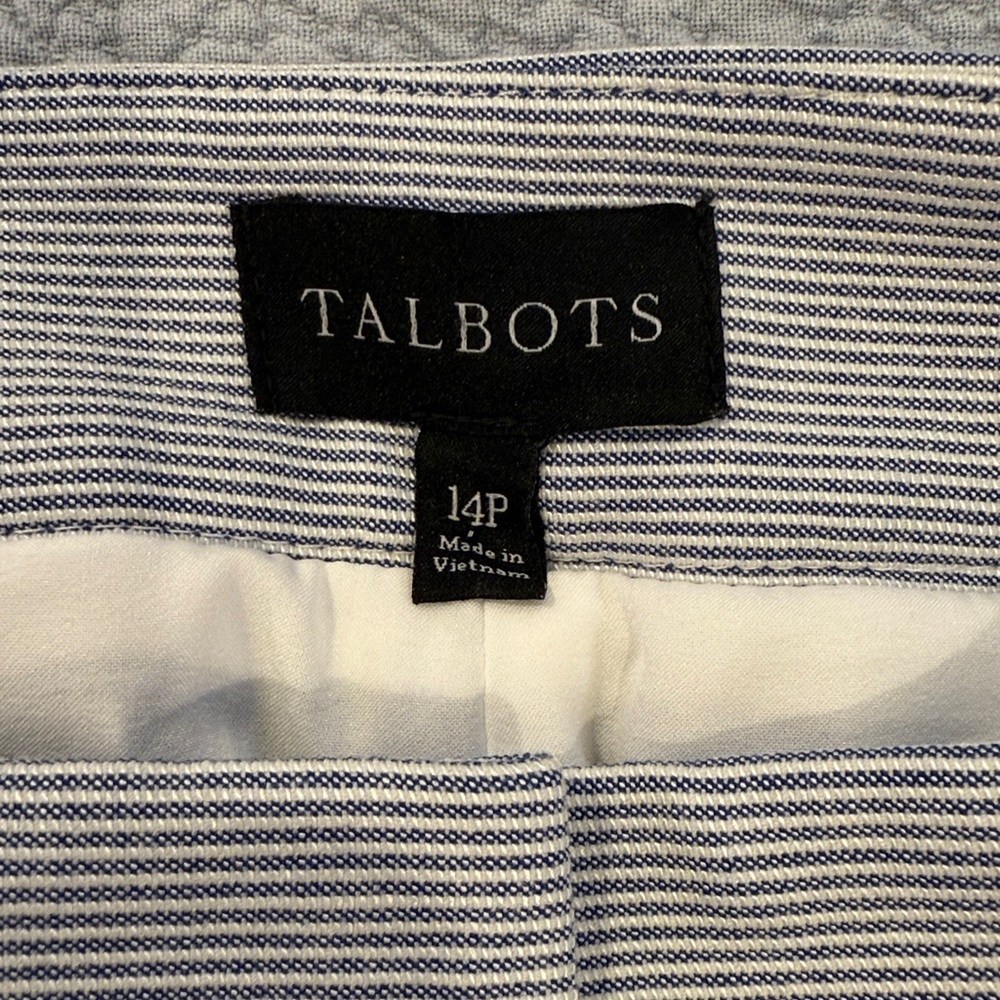 Talbots Blue and White Seersucker Striped Jacket and Pants - Picture 10 of 13